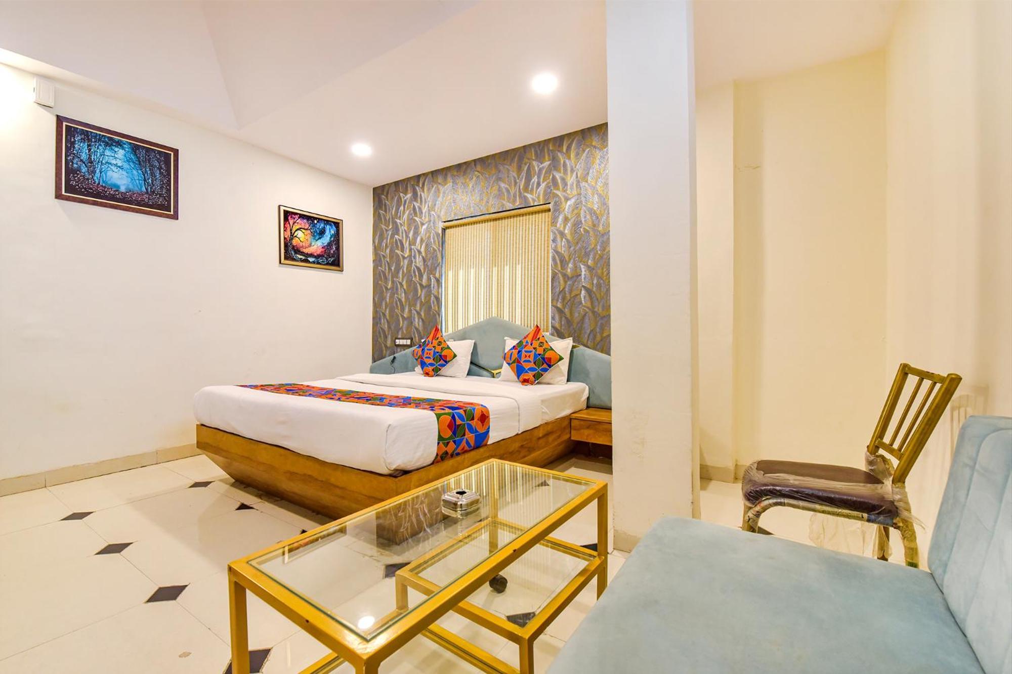 Fabhotel Signor Hotel